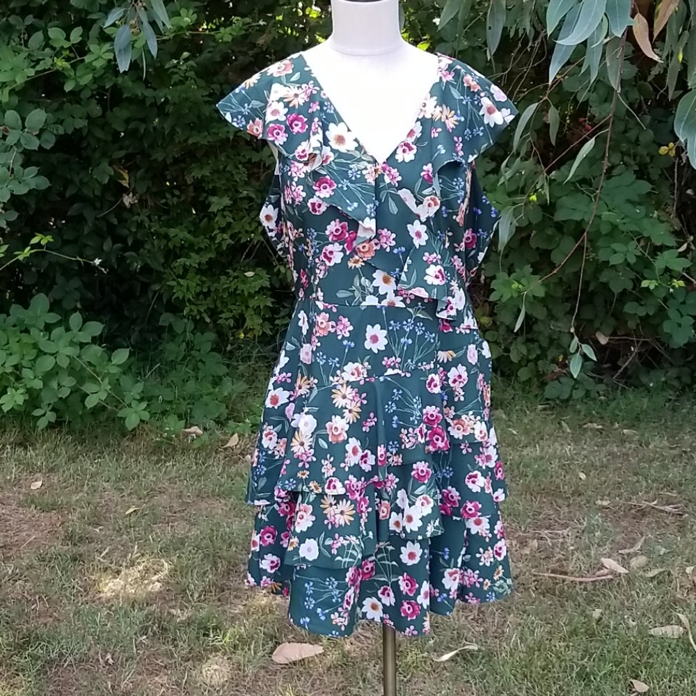 Parker Floral Green Dress Size Large